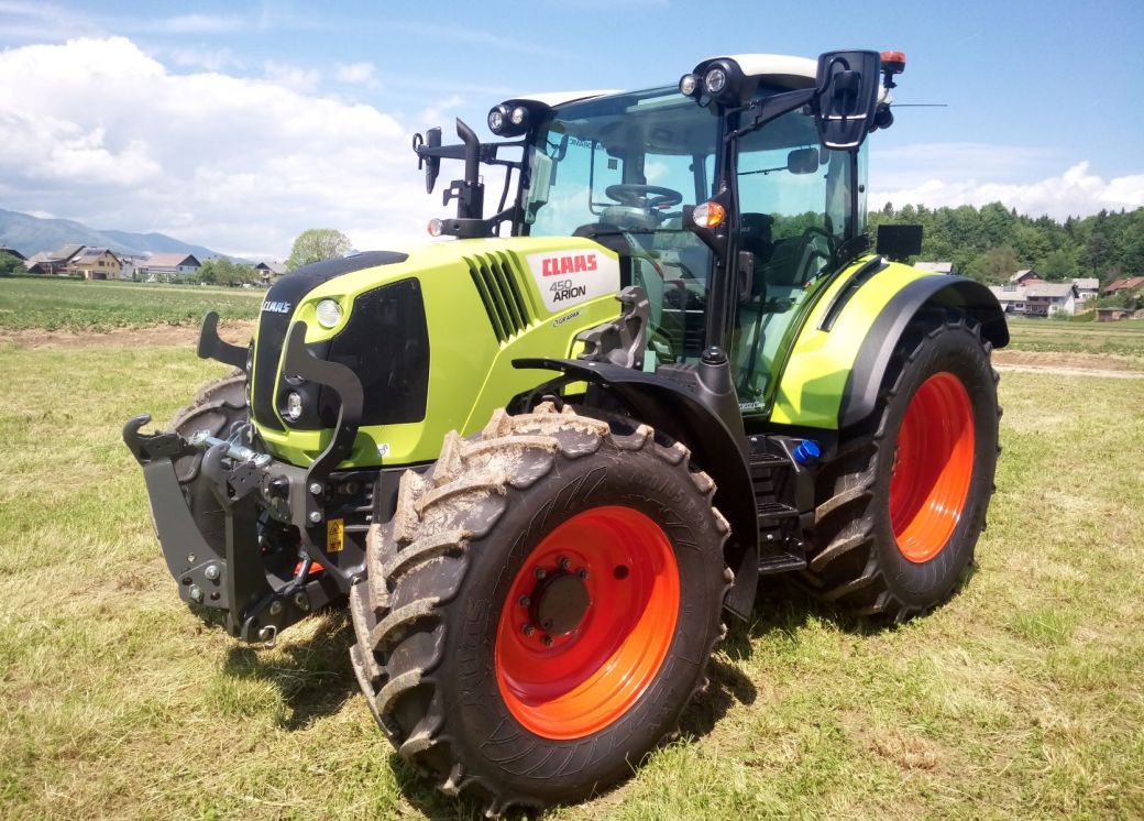 Claas ARION 450