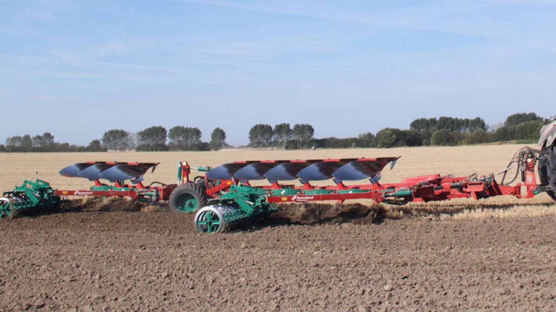 3 v 1 plug Kverneland PW / RW - za traktorje do 450 KM, 4 - 7 brazdni